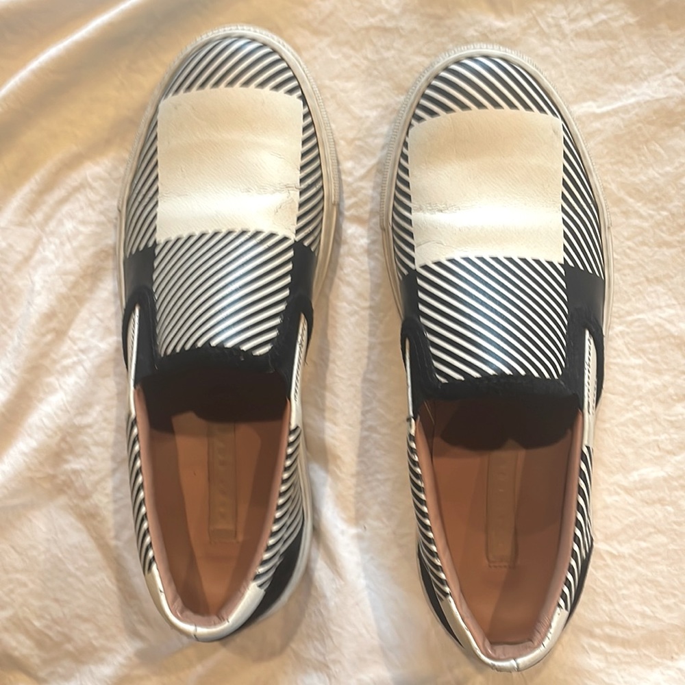 Hugo Boss slip on tennis shoes